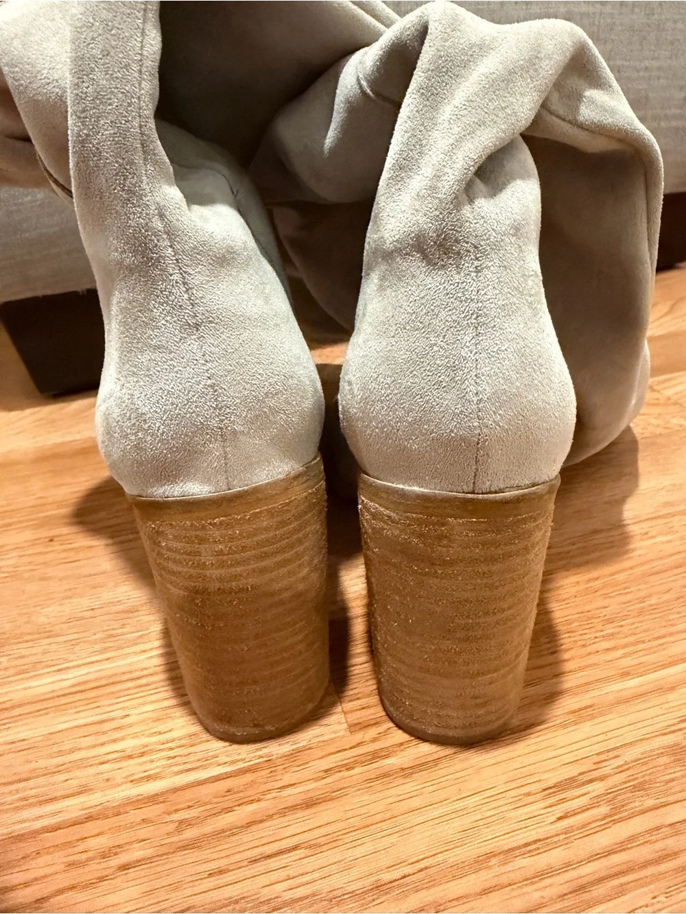 Vici tall suede